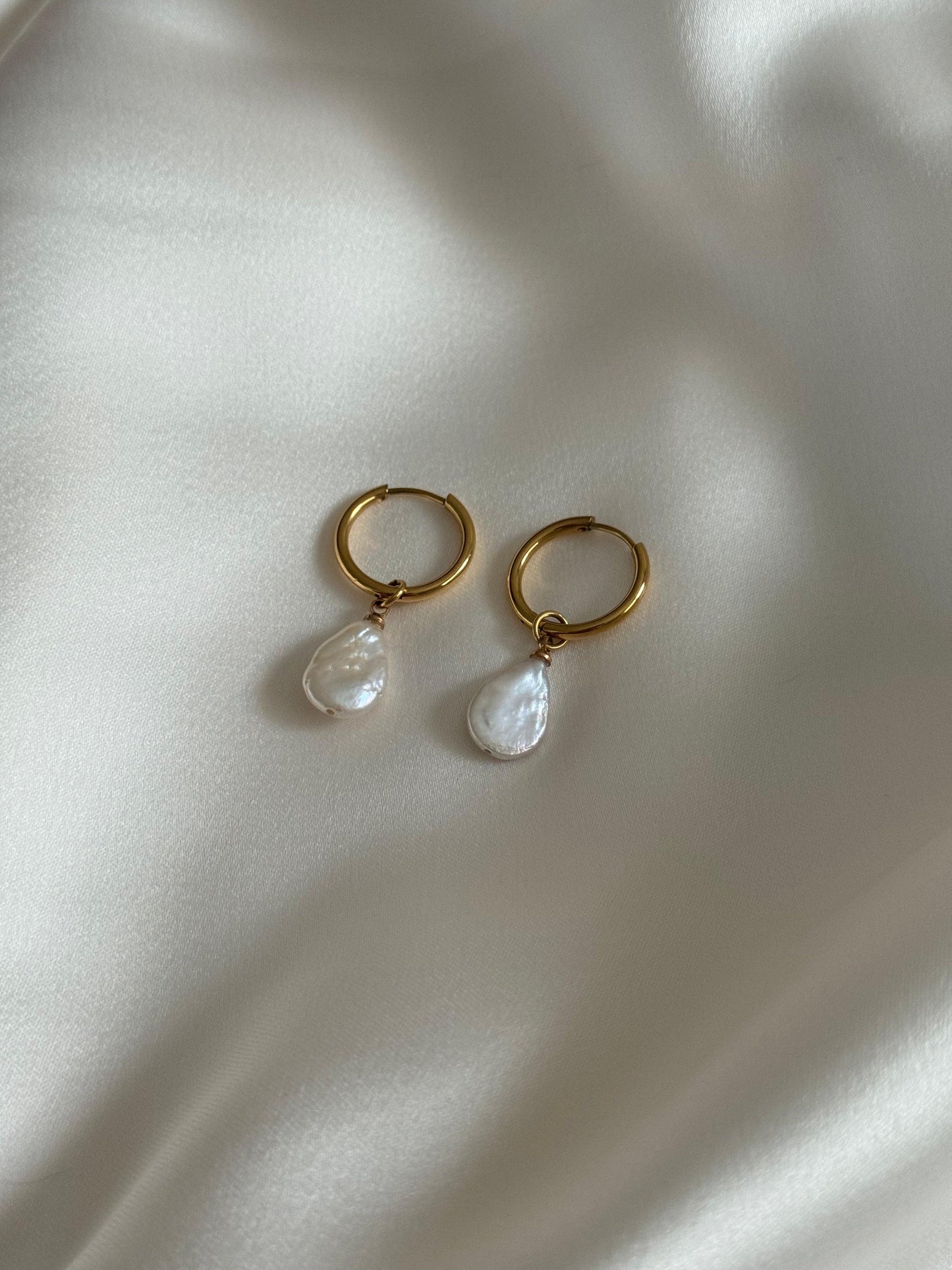 Pearl Earrings Style 3 | Mutiara Heritage