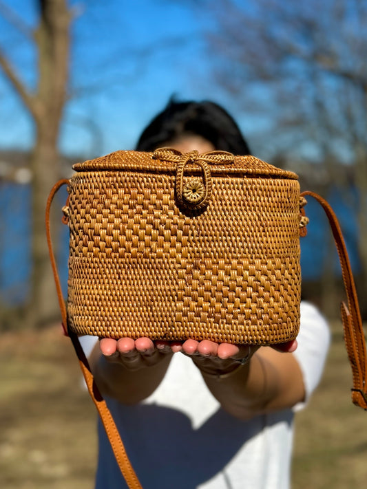 Slow Fashion 101: Why It Matters in 2025