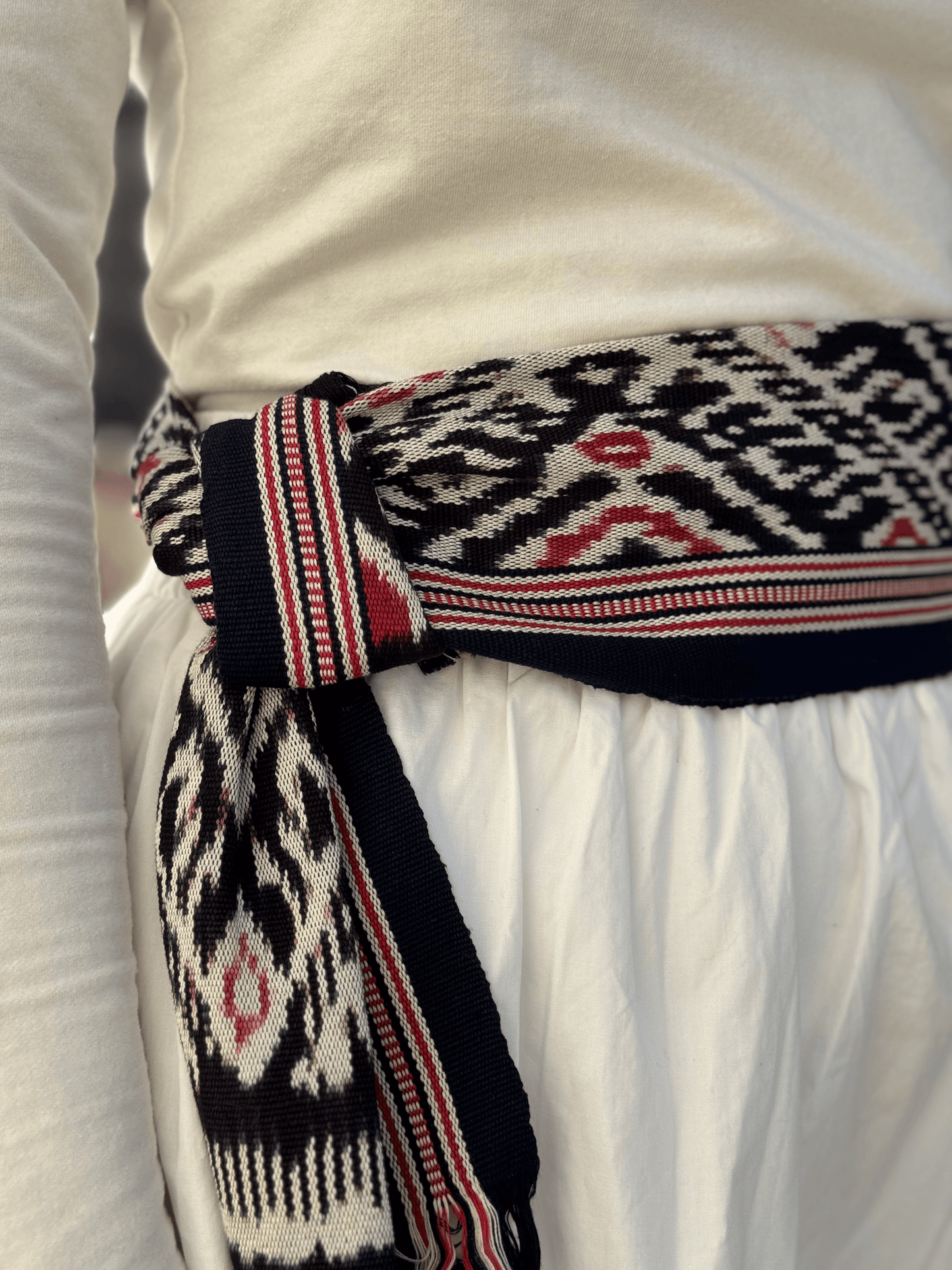 Black and White Tenun Scarf Worn as Belt | Mutiara Heritage