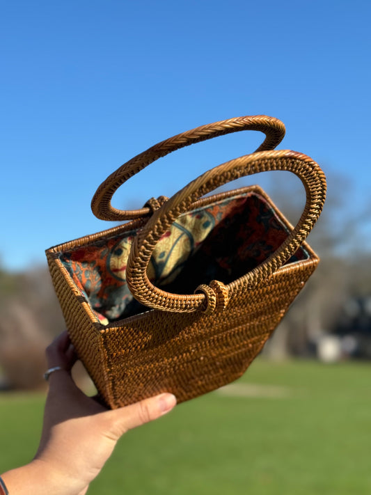View of the Galia rattan bag handle and interior.