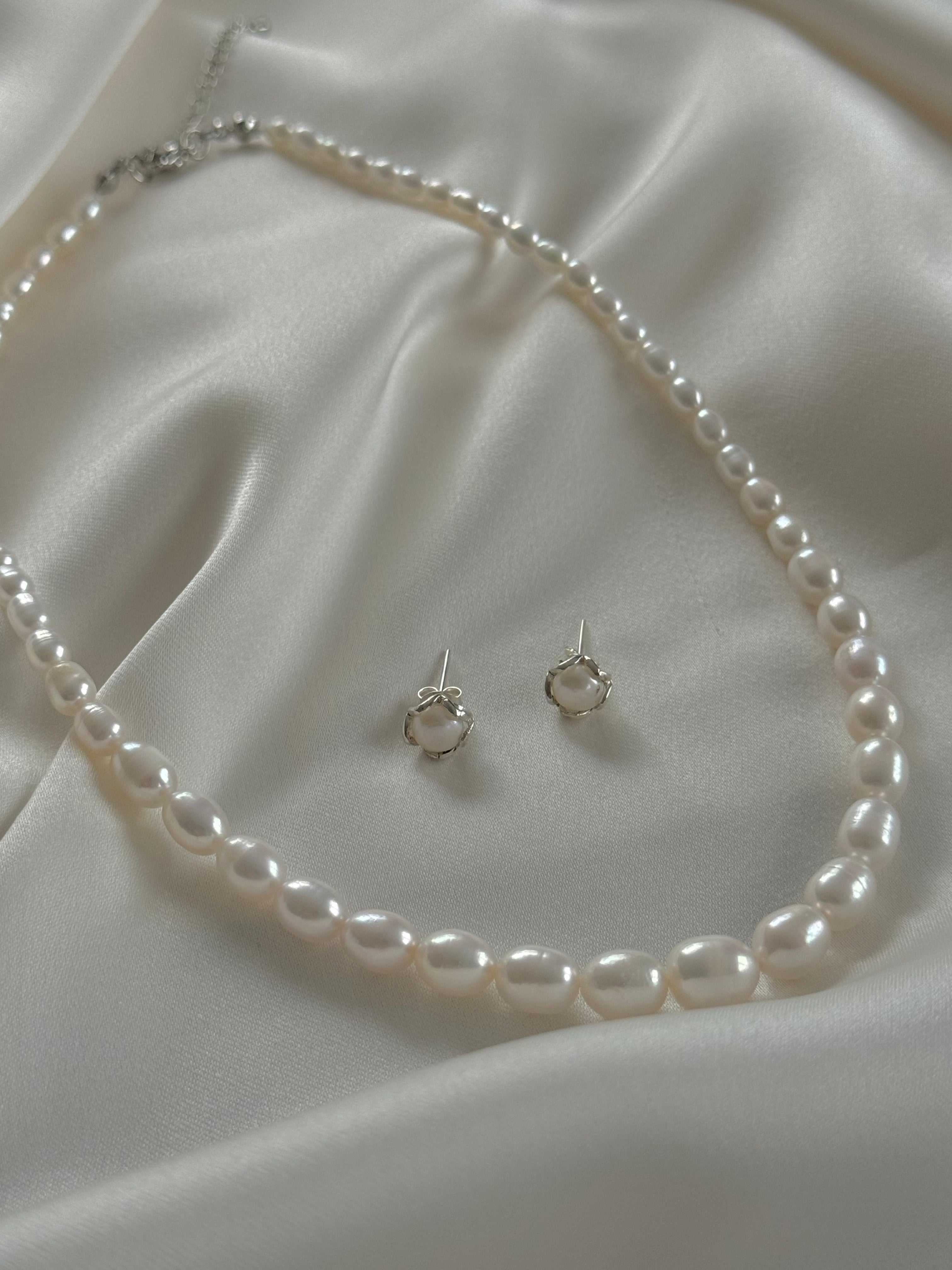 Pearl Choker Necklace
