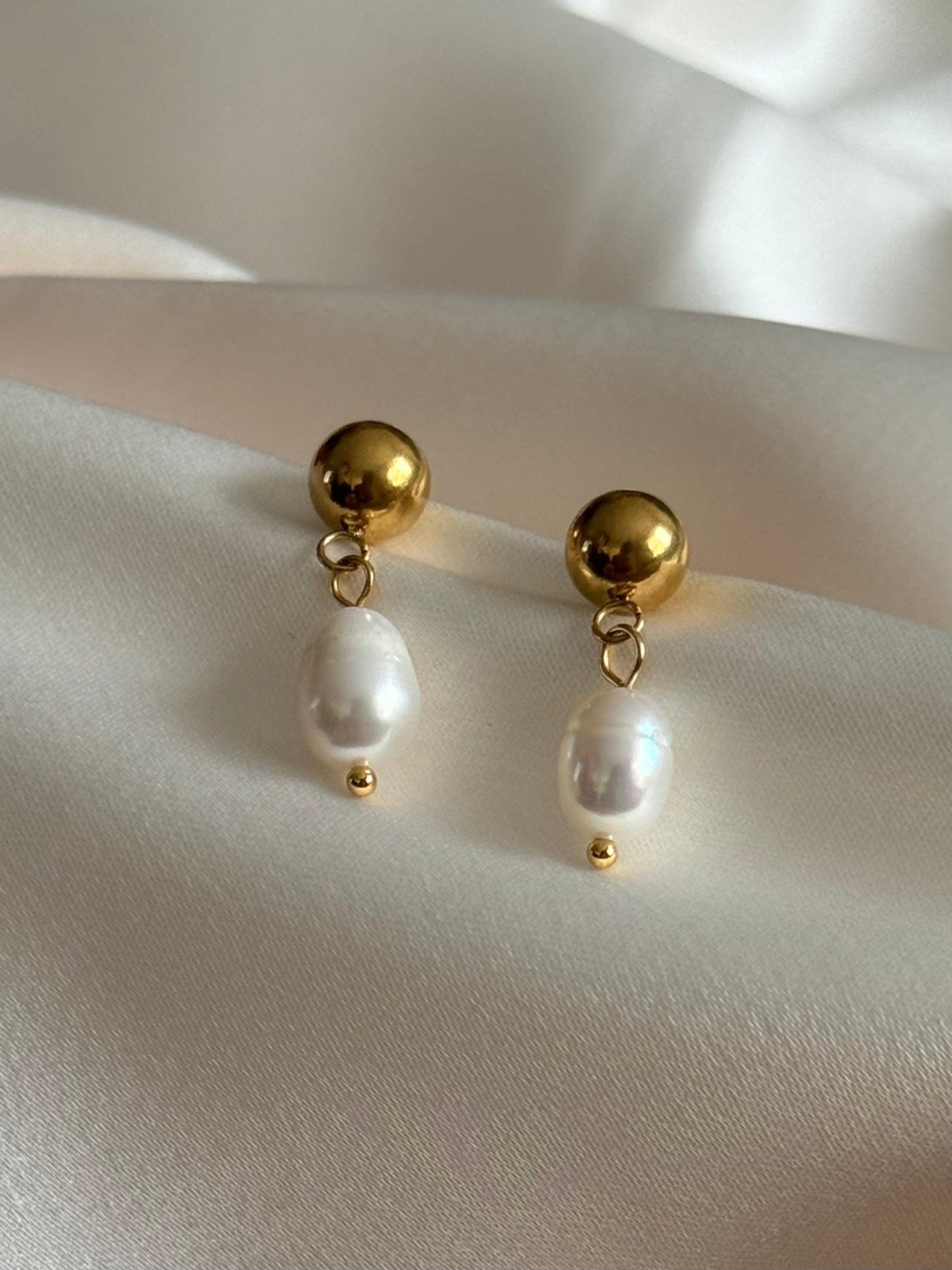 Pearl Earrings Style 2| Mutiara Heritage